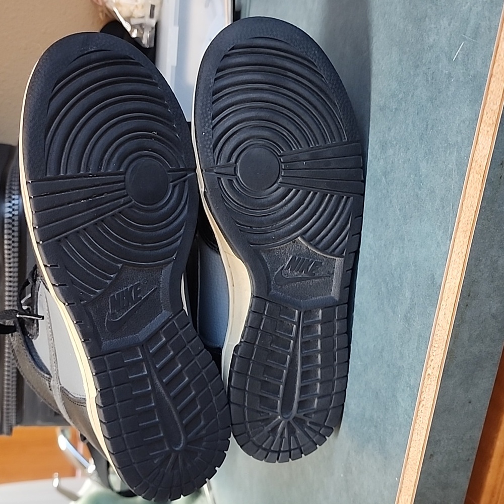 Nike Dunks Classics - image 5